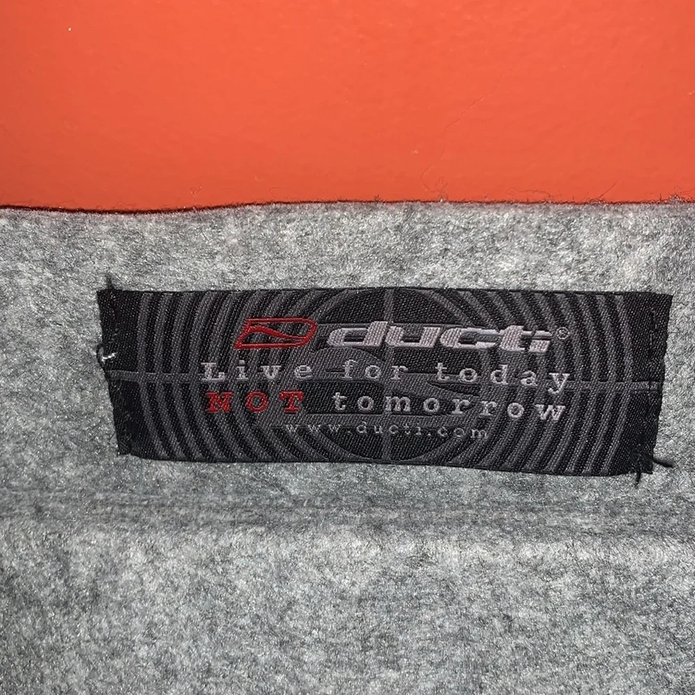 Ducti felted fabric Messenger bag / CARRYING CASE / computer bag with strap